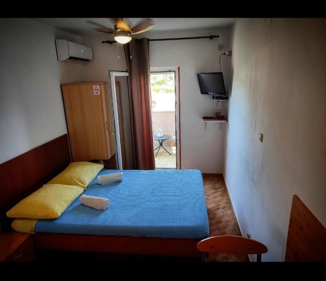 Studio Manora Sućuraj Εξωτερικό φωτογραφία